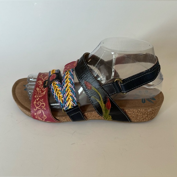 Elite Multi-Color Leather Sandals Size 8 - Picture 4 of 13